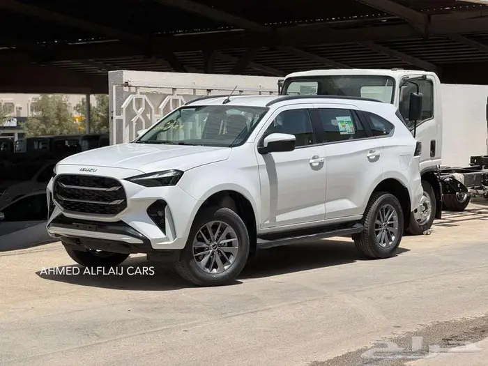 جيب ايسوزو إم يو اكس - Mux 2025- فل كامل ( كاش - تقسيط ) . 3