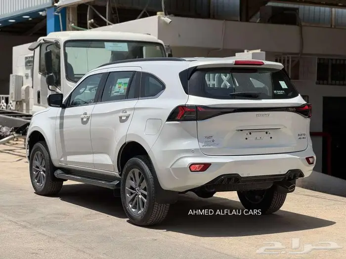 جيب ايسوزو إم يو اكس - Mux 2025- فل كامل ( كاش - تقسيط ) . 5