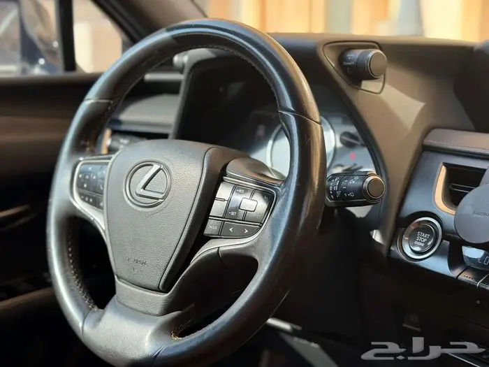 لكزس - يو اكس 200 - 2020 UX200 7