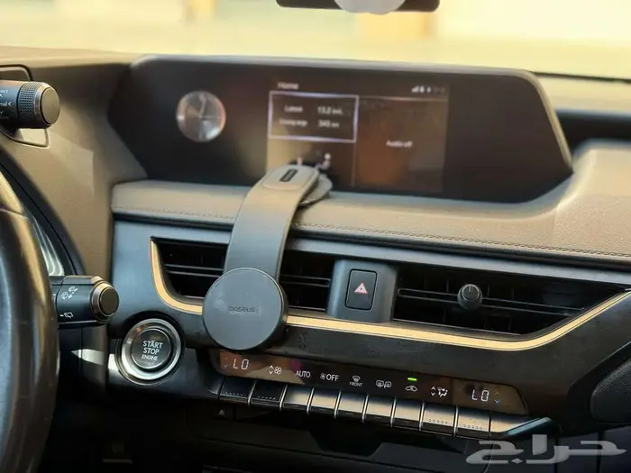 لكزس - يو اكس 200 - 2020 UX200 8