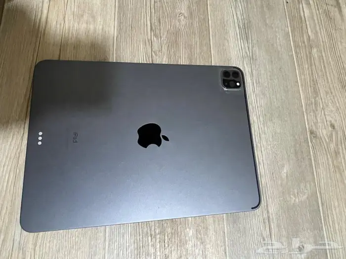 ايباد برو نظيف جدا 0