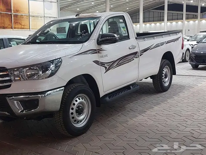 هايلوكس GLX -غمارة بنزين -دبل-2025 استلام فوري 2