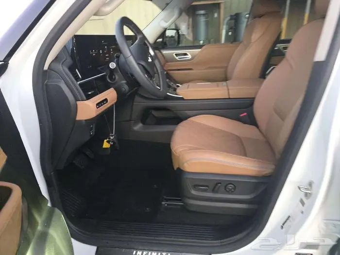 انفينتي QX80 2025 بسعر 355 الف واصل لباب البيت 8