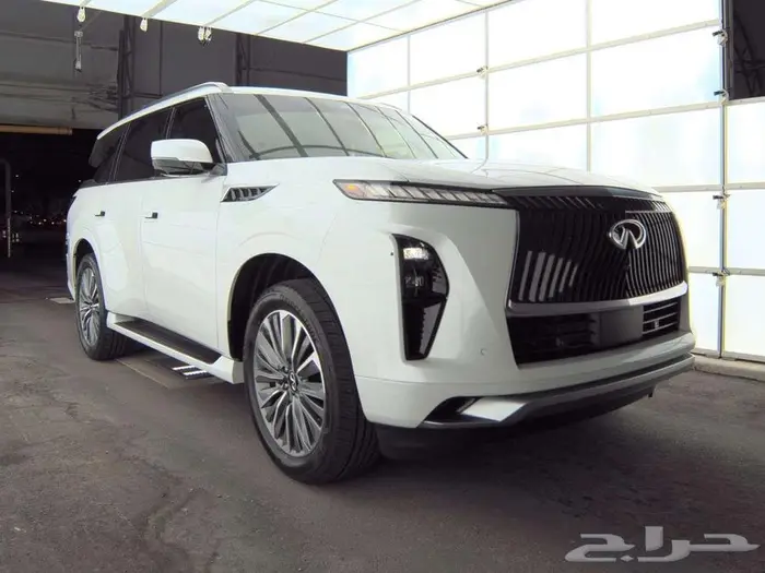 انفينتي QX80 2025 بسعر 355 الف واصل لباب البيت 3