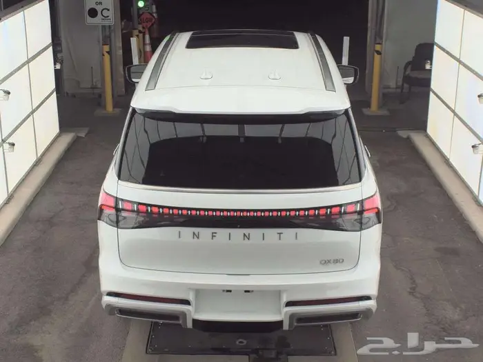 انفينتي QX80 2025 بسعر 355 الف واصل لباب البيت 5