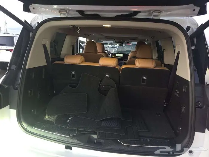 انفينتي QX80 2025 بسعر 355 الف واصل لباب البيت 17