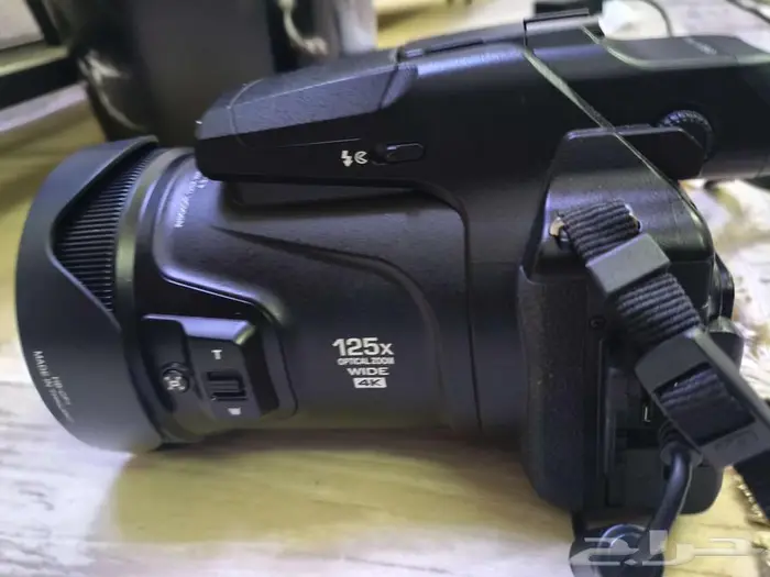 كاميرا نيكون 2