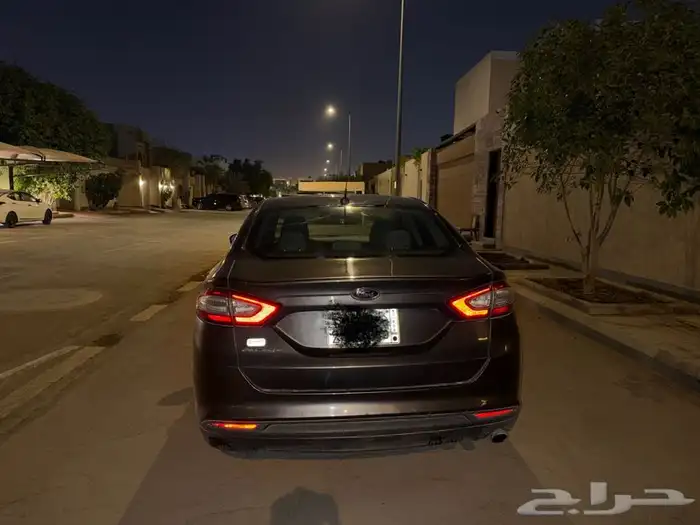 فورد فيوجن 10