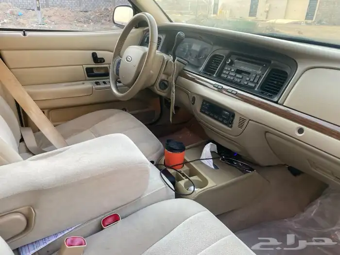 فورد نظيف جدا  2010 بدي ومحركات 4