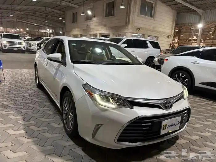 تويوتا افالون 2016 1