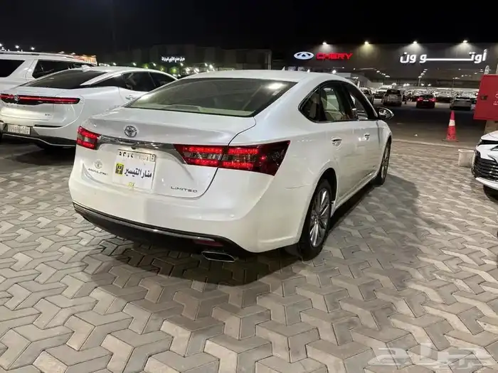 تويوتا افالون 2016 5