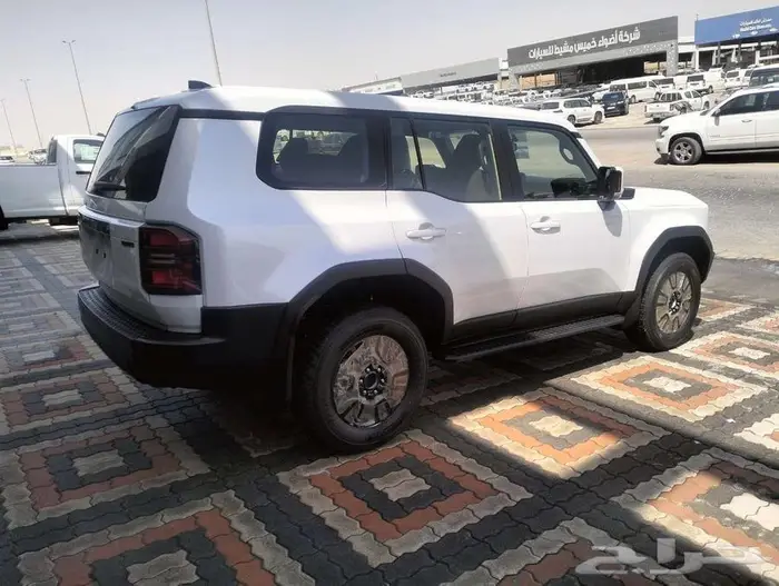 تويوتا برادو 2025 بنزين TXL-1 عبداللطيف جميل 10