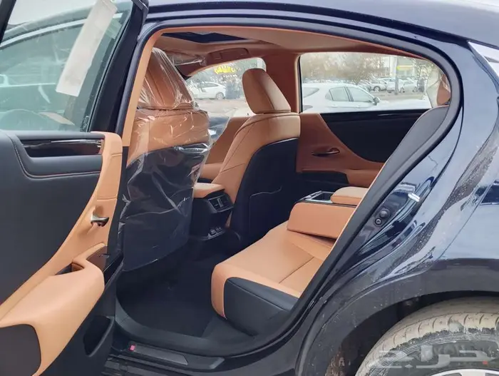لكزس ES 250 AA 2025 كاش واقساط 4
