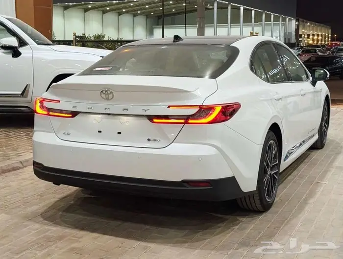 تويوتا كامري (E-EL ) هايبرد - 2025 - سعودي - بطاقة 12