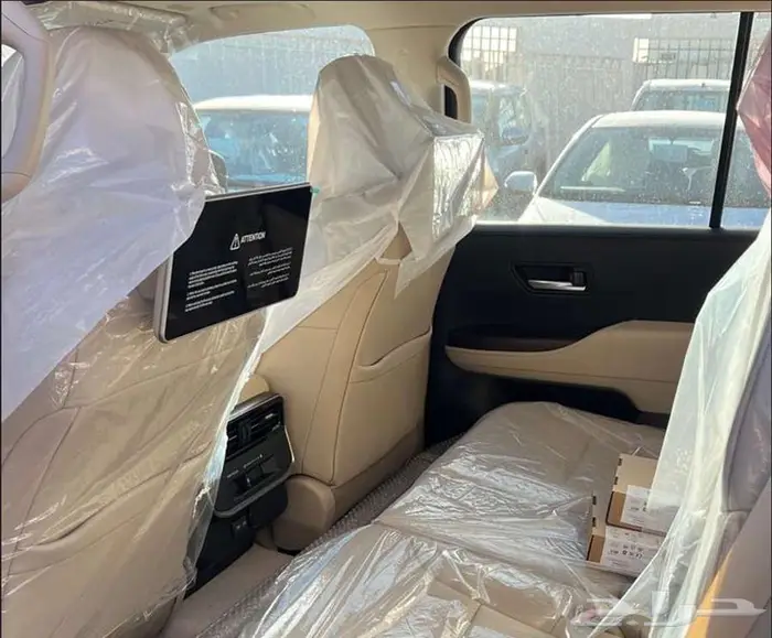 تويوتا لاندكروزر GXR-4 ديزل 2025 كاش و عروض التموييل 5