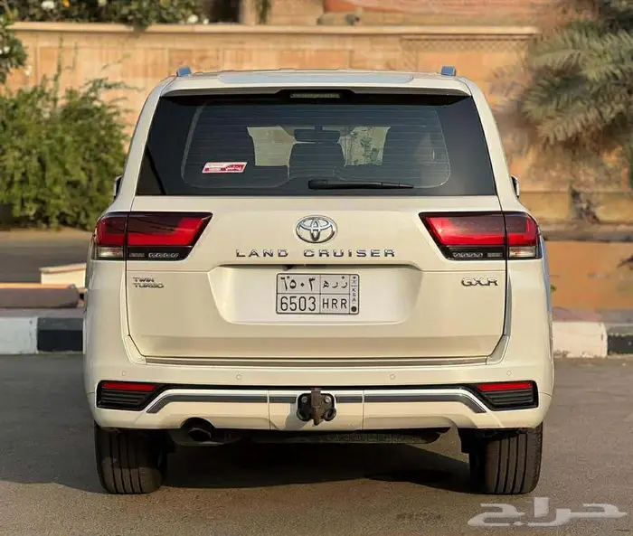 تويوتا لاند كروزر GRX3 2023 6