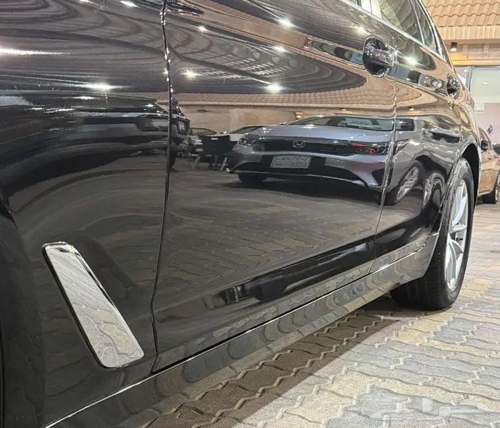 للبيع BMW-i520 الفئه الخامسه 2020 سعودي 4