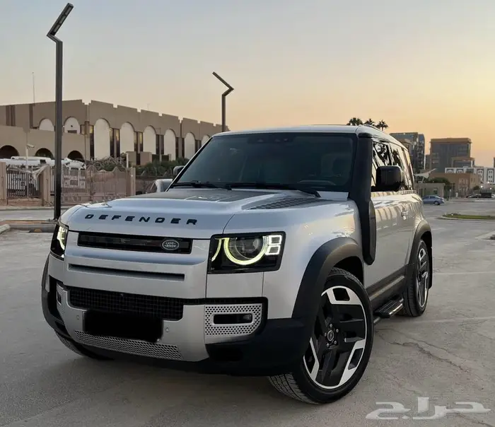 ديفندر 2021 مخزن بحالة الوكالة 90 15