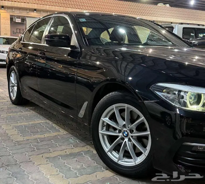 للبيع BMW-i520 الفئه الخامسه 2020 سعودي 13