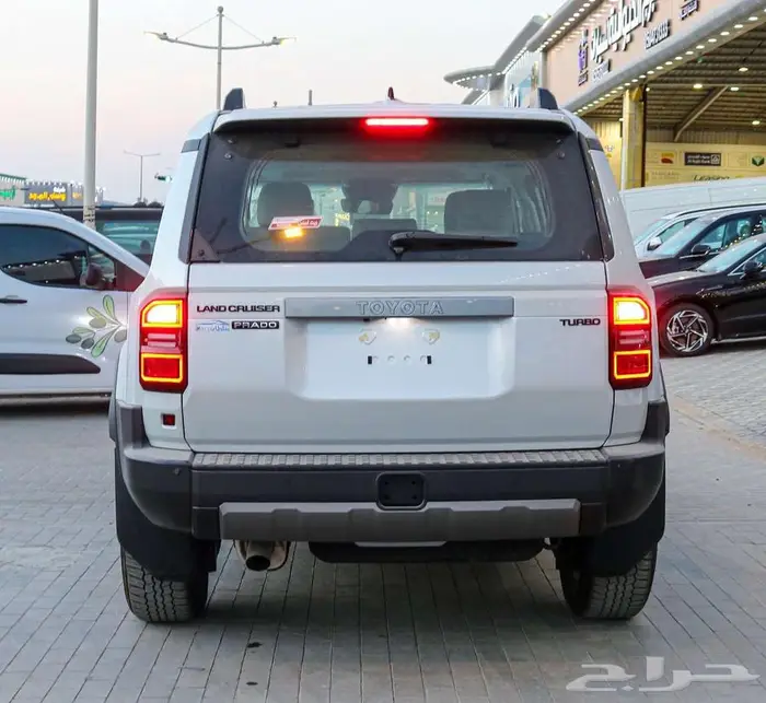 تويوتا برادو TXL1 2025 TXL3 مبيعات البنوك 7