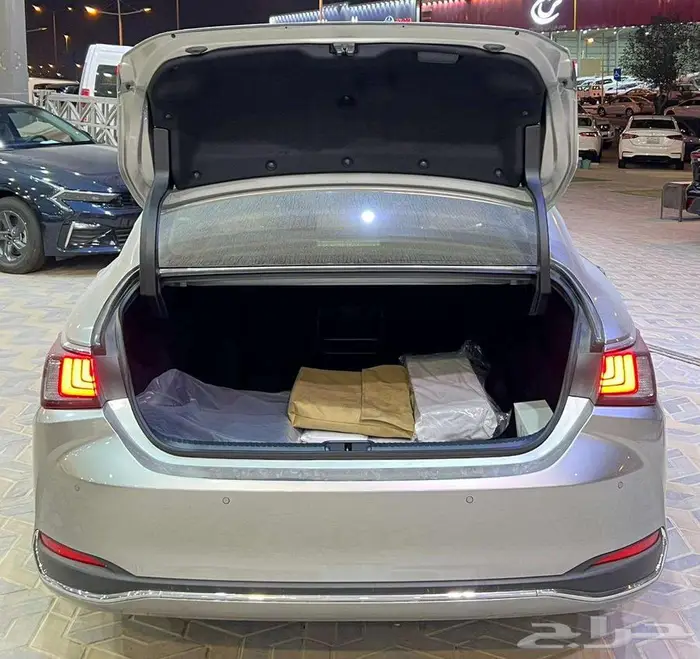 لكزس  ES250 AA ستاندر 2025 اقل سعر اقساط او كاش 4