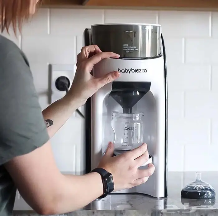 جهاز بيبي بريزا فورمولا برو babybrezza formula pro 9