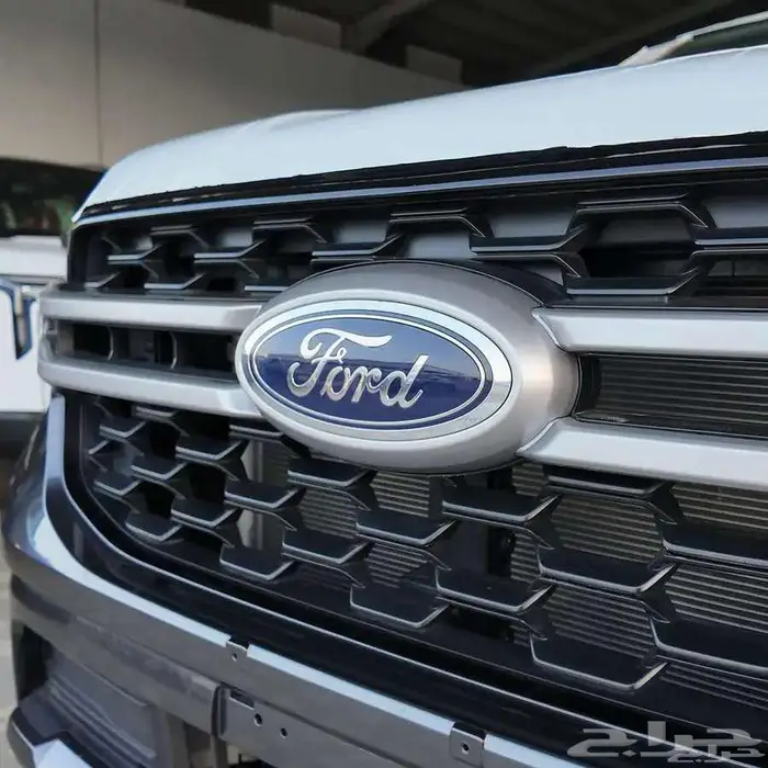 فورد افرست XLS دبل بنزين م 2025 بأفضل العروض 11