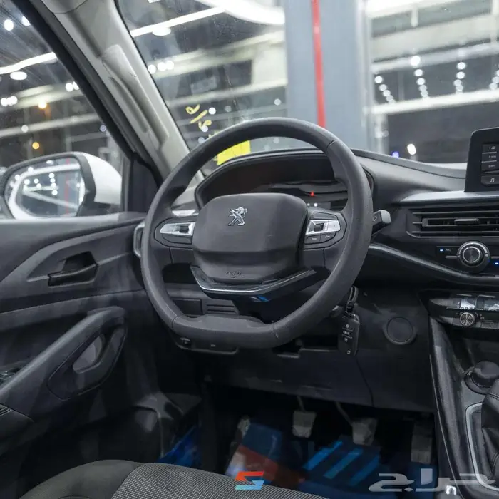 بيجو ونيت لاندتريك 2023 ديزل دبل جديد اصفار 8