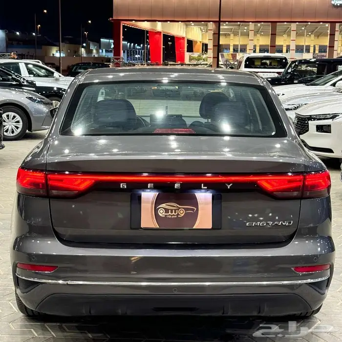 جيلي امجراند فل كامل لون رمادي 2023 10