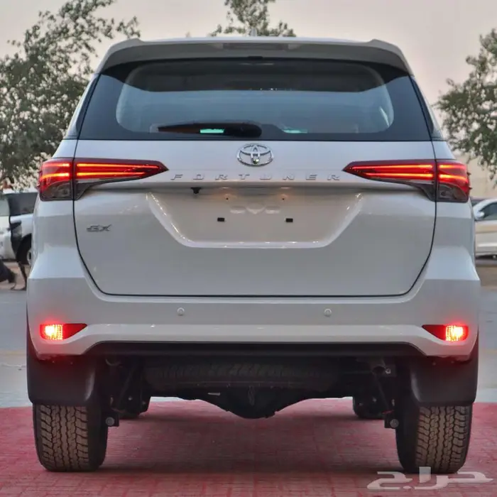 تويوتا فورشنر 2025 بنزين دبل وبدون (اقساط جميع البنوك) 2