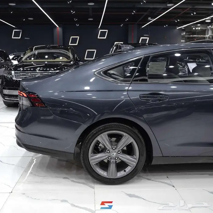 هوندا اكورد EX نص فل 2025 6