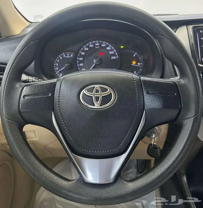 تويوتا يارس 2021 11