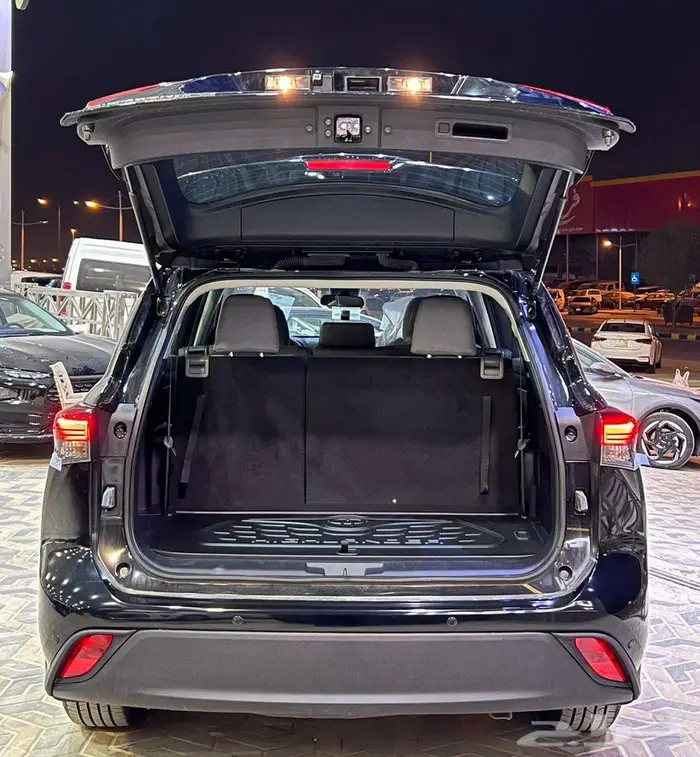 تويوتا هايلاندر LE ستاندر بدون دبل 2025 4