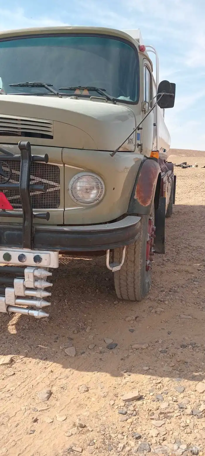 عايدي بوز 82 3