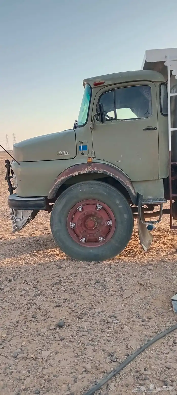 عايدي بوز 82 1