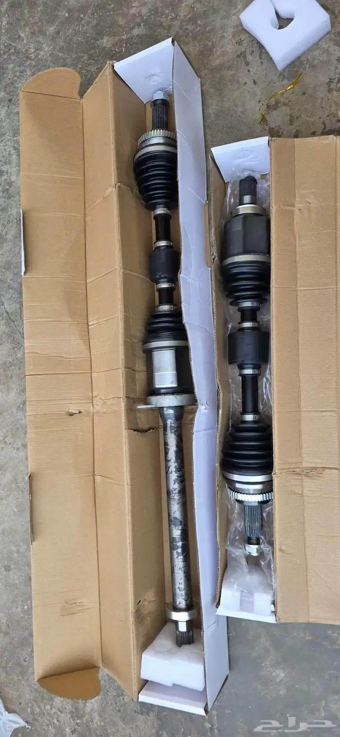 يتوفر لدينا قطع غيار جيلي كولراي 0