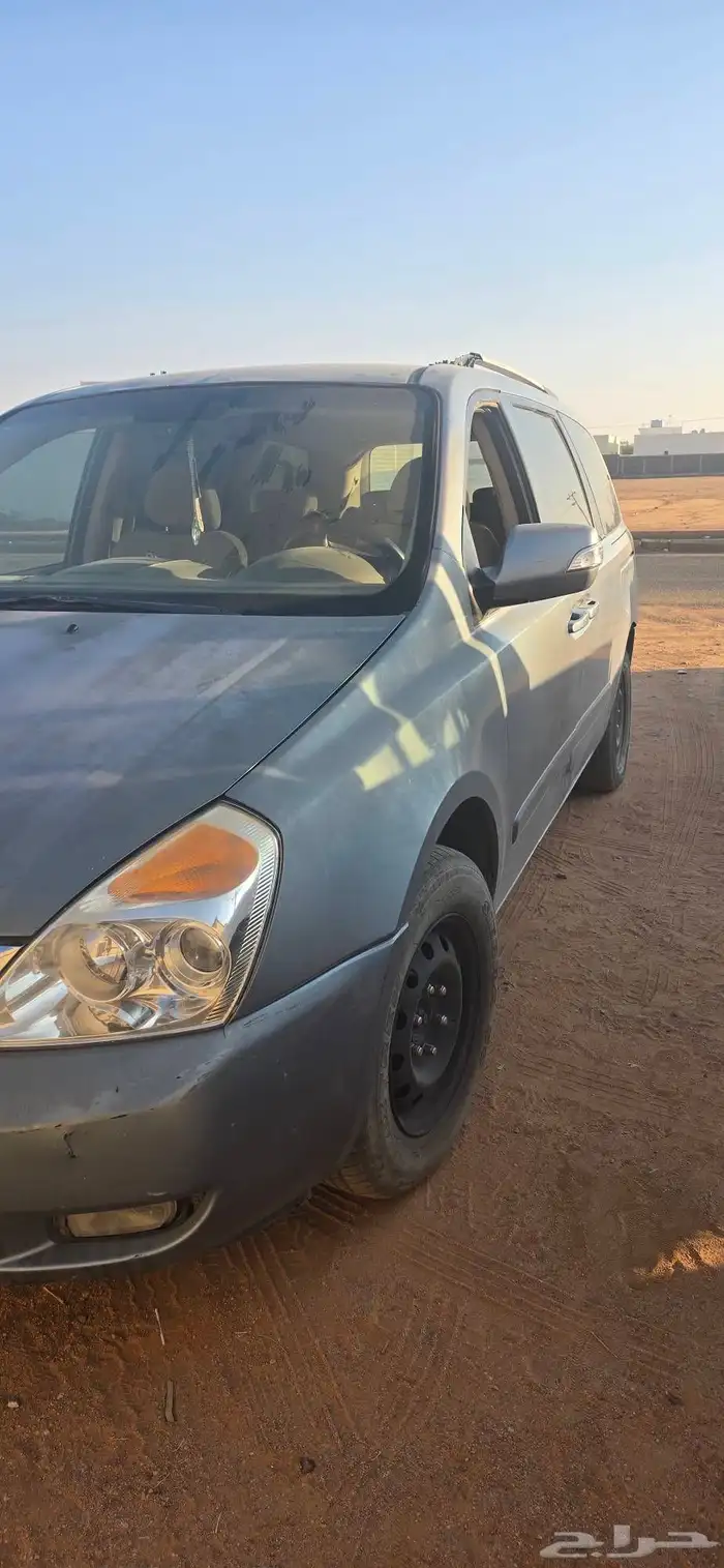 كيا كرنفال 1