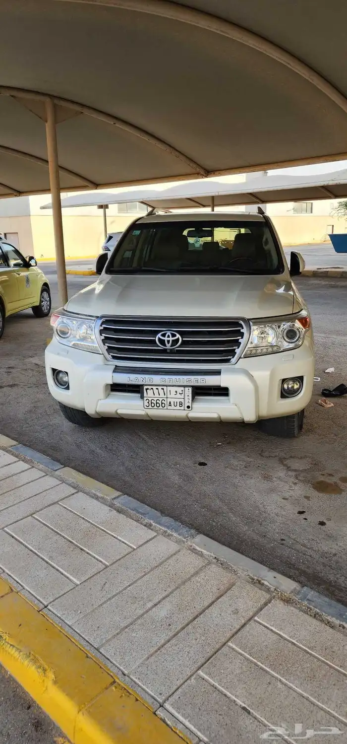 لاندكروزر 2013 1