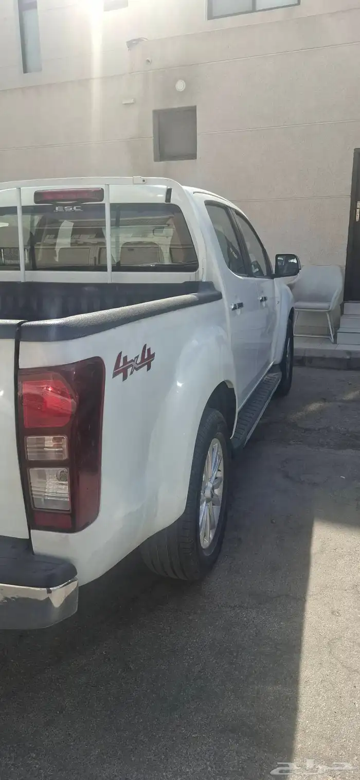 ايسوزو ديماكس 3