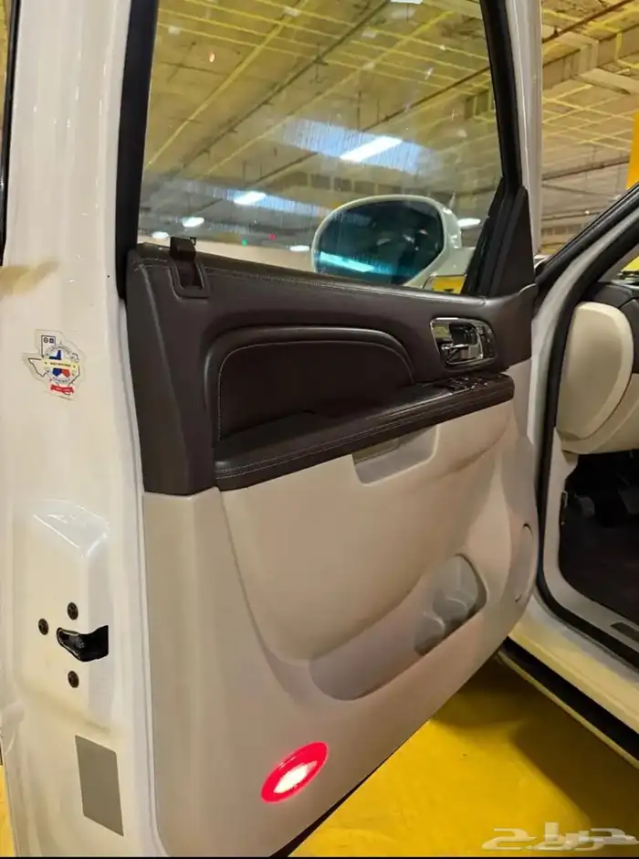 كاديلاك اسكاليد بلاتنيوم 2014 3