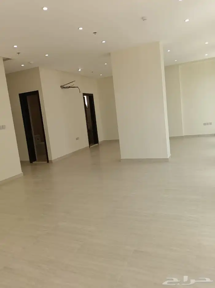 مكاتب جديدة فاخرة 7