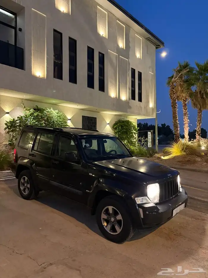 جيب سبورت شروكي ليبرتي 1