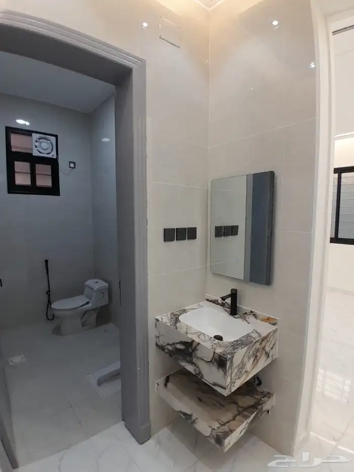 للبيع شقه دور ارضي بمدخل سيارة من 6غرف ب 550الف 14