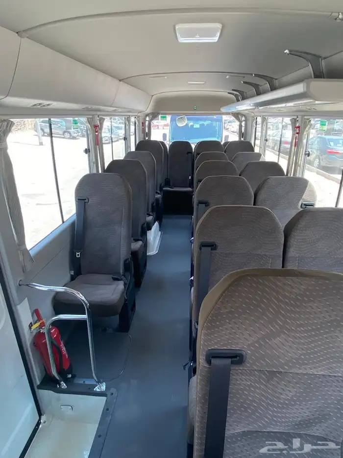 باص تويوتا كوستر ديزل 22 راكب 2025 8