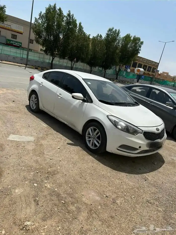 كيا سيراتو موديل 2015 2