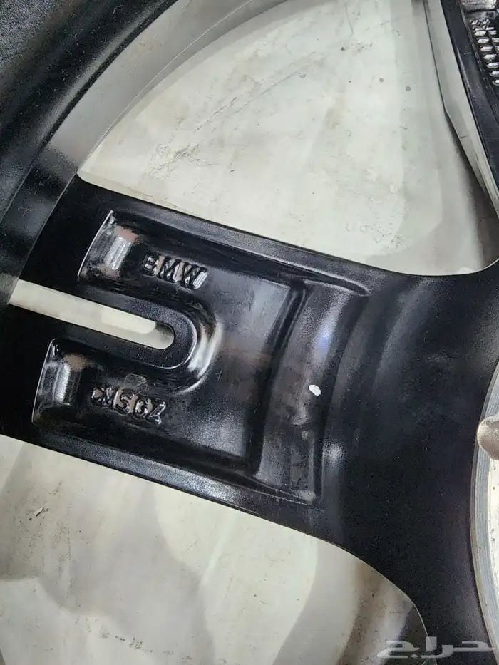 جنوط بي إم دبليو الفئه الثاله اصلي وكالة مقاس 18 موديل 2024 9