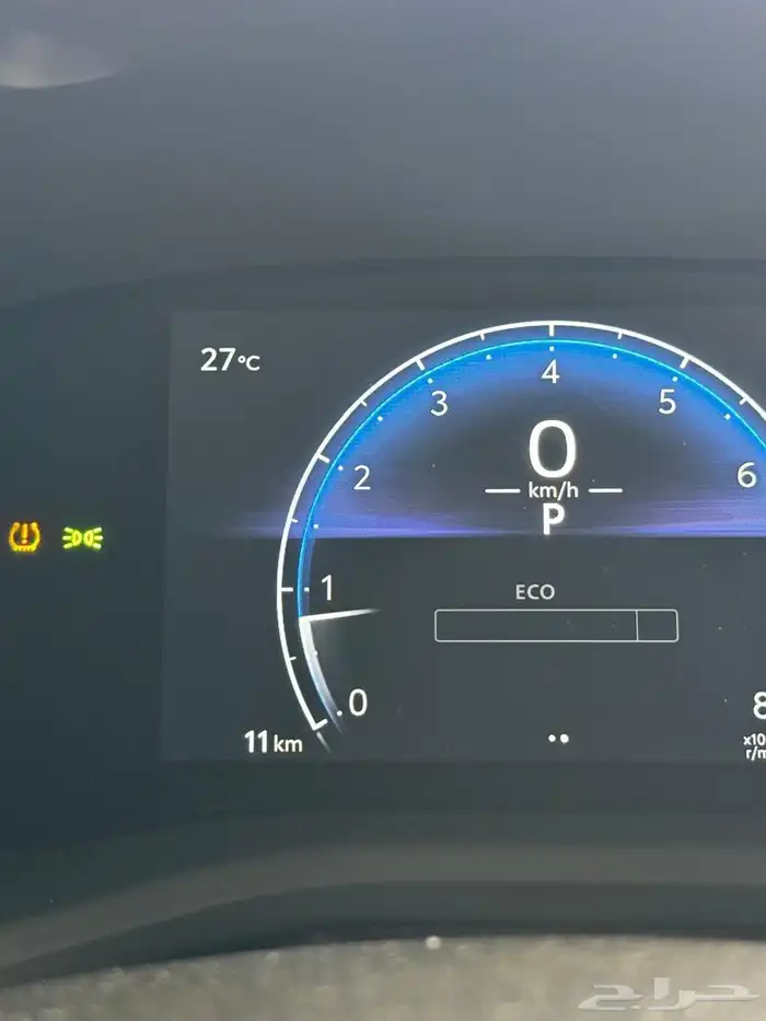 تويوتا كامري E 2025 اصفار 10