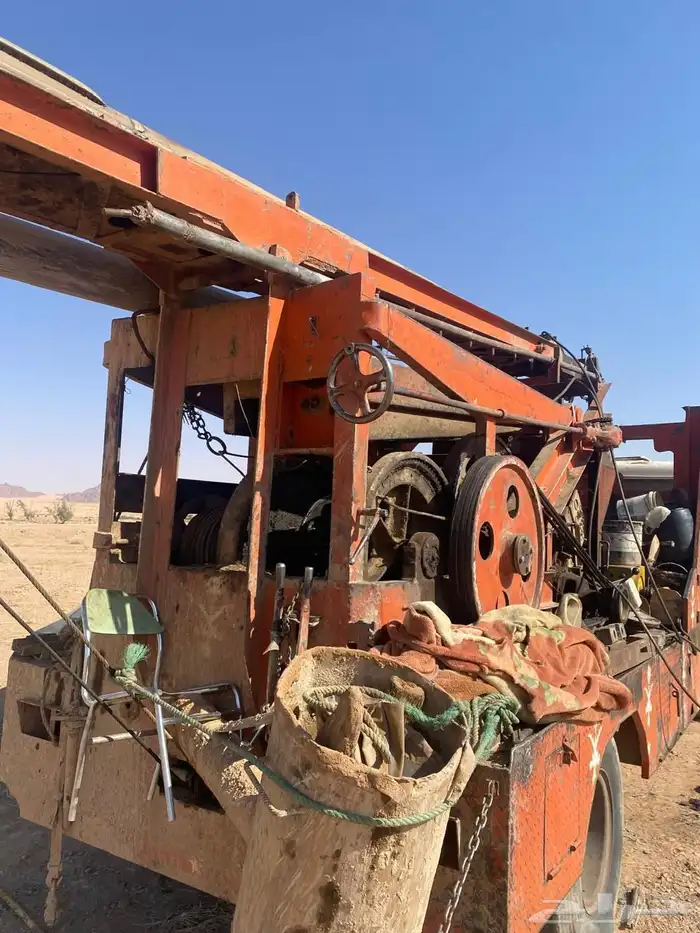 حفر ابار وتنظيف الابار وحجب الرمل والماء المالح وصياة الابار 0