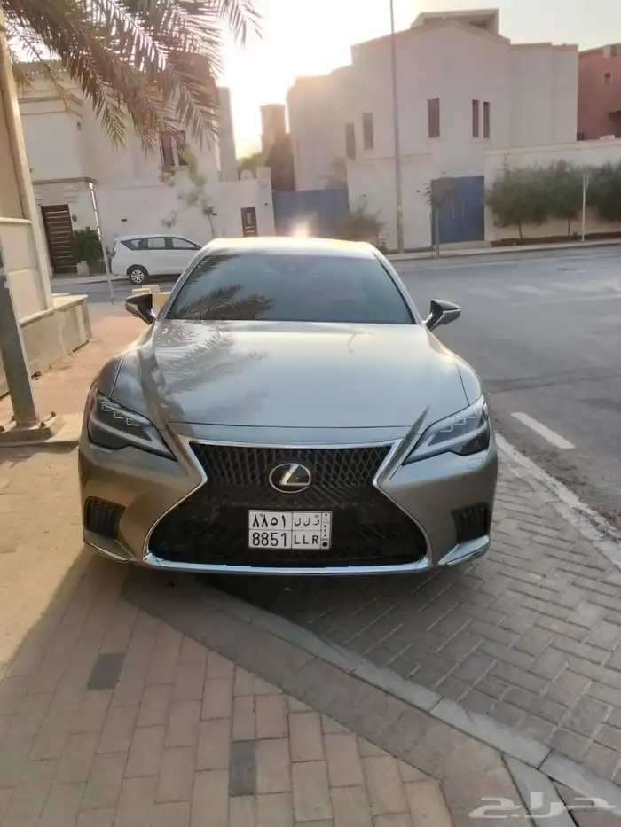 لكزس 2024 شهر 4. السوم 280 الف 1