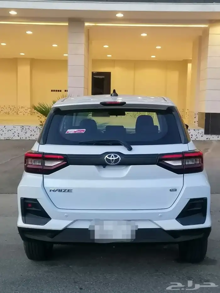 للبيع تويوتا رايز الموديل 2023 بدي وكاله كامل 12